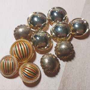 Lot of Vintage Buttons
